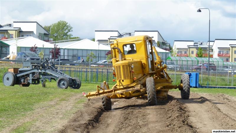 Austin Western Grader